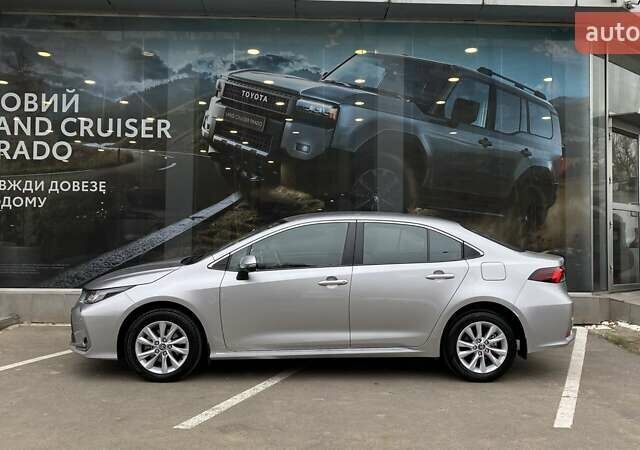 Серый Тойота Королла, объемом двигателя 1.6 л и пробегом 5 тыс. км за 26032 $, фото 2 на Automoto.ua