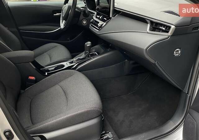 Серый Тойота Королла, объемом двигателя 1.6 л и пробегом 5 тыс. км за 26032 $, фото 5 на Automoto.ua