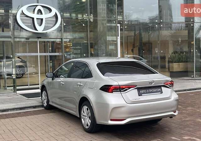Серый Тойота Королла, объемом двигателя 1.6 л и пробегом 2 тыс. км за 26134 $, фото 1 на Automoto.ua