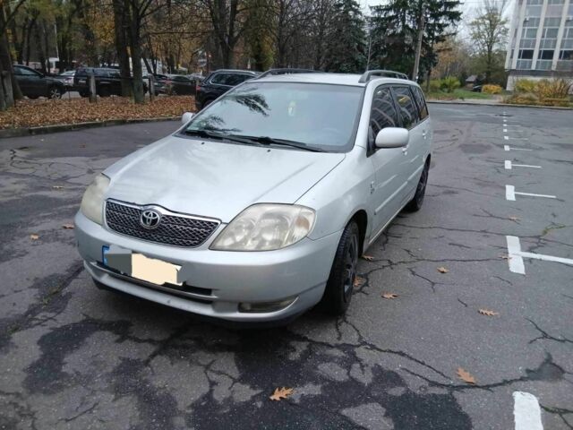 Серый Тойота Королла, объемом двигателя 2 л и пробегом 345 тыс. км за 2000 $, фото 1 на Automoto.ua