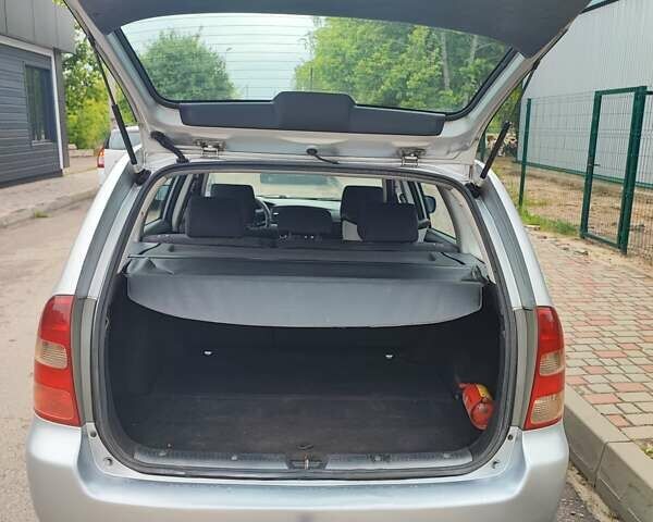 Сірий Тойота Королла, об'ємом двигуна 2 л та пробігом 295 тис. км за 4100 $, фото 6 на Automoto.ua