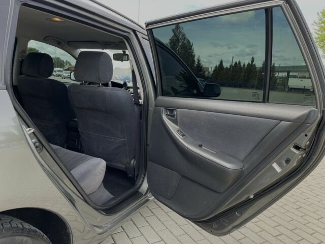 Сірий Тойота Королла, об'ємом двигуна 1.4 л та пробігом 210 тис. км за 5500 $, фото 13 на Automoto.ua