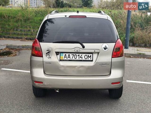 Тойота Королла 2003 в Киеве на Automoto.ua Серый Тойота Королла, объемом двигателя 1.79 л и пробегом 270 тыс. км за 4999 $, фото 5 на Automoto.ua