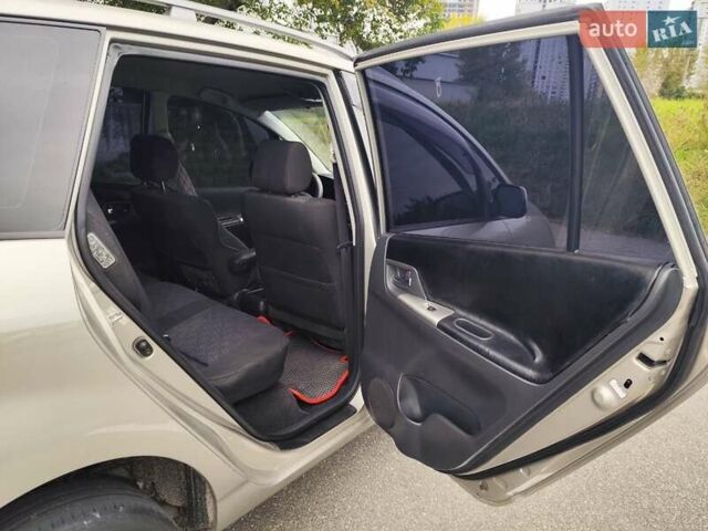 Тойота Королла 2003 в Киеве на Automoto.ua Серый Тойота Королла, объемом двигателя 1.79 л и пробегом 270 тыс. км за 4999 $, фото 15 на Automoto.ua