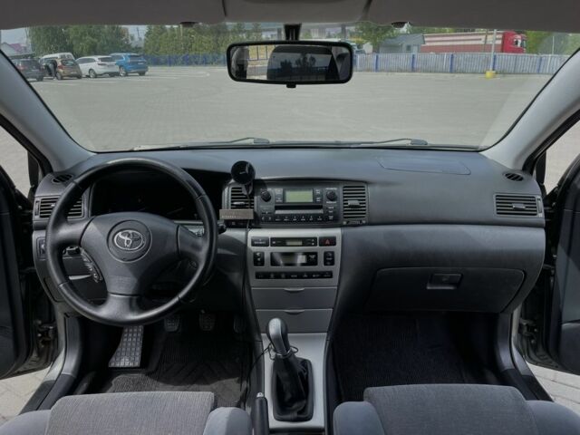 Сірий Тойота Королла, об'ємом двигуна 1.4 л та пробігом 210 тис. км за 5500 $, фото 22 на Automoto.ua