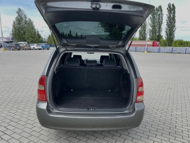 Сірий Тойота Королла, об'ємом двигуна 1.4 л та пробігом 210 тис. км за 5500 $, фото 12 на Automoto.ua