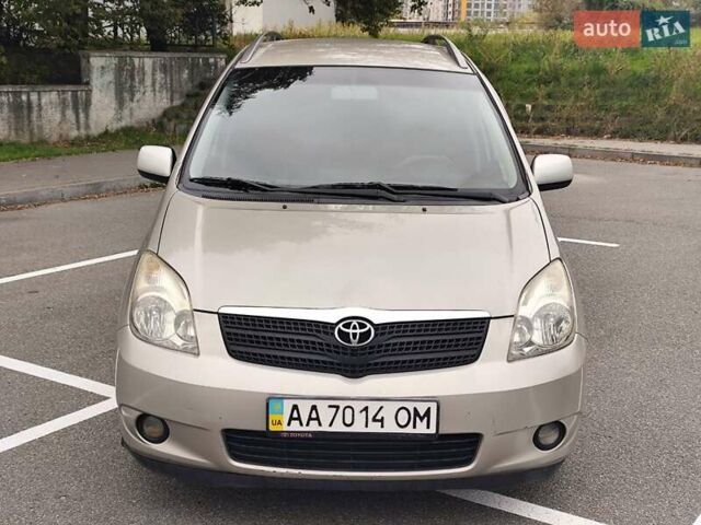 Тойота Королла 2003 в Киеве на Automoto.ua Серый Тойота Королла, объемом двигателя 1.79 л и пробегом 270 тыс. км за 4999 $, фото 1 на Automoto.ua