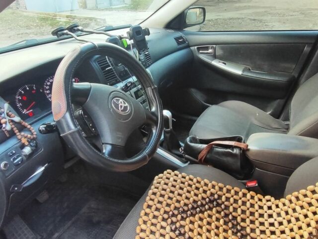 Сірий Тойота Королла, об'ємом двигуна 2 л та пробігом 480 тис. км за 3950 $, фото 5 на Automoto.ua