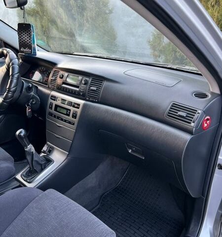 Серый Тойота Королла, объемом двигателя 2 л и пробегом 177 тыс. км за 4999 $, фото 61 на Automoto.ua