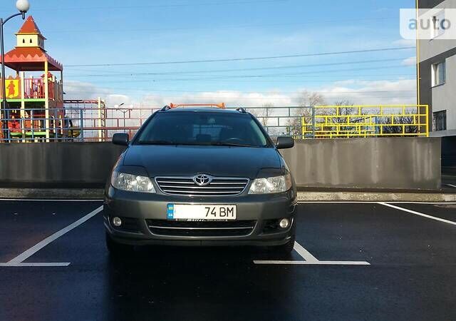 Серый Тойота Королла, объемом двигателя 1.4 л и пробегом 355 тыс. км за 6000 $, фото 1 на Automoto.ua