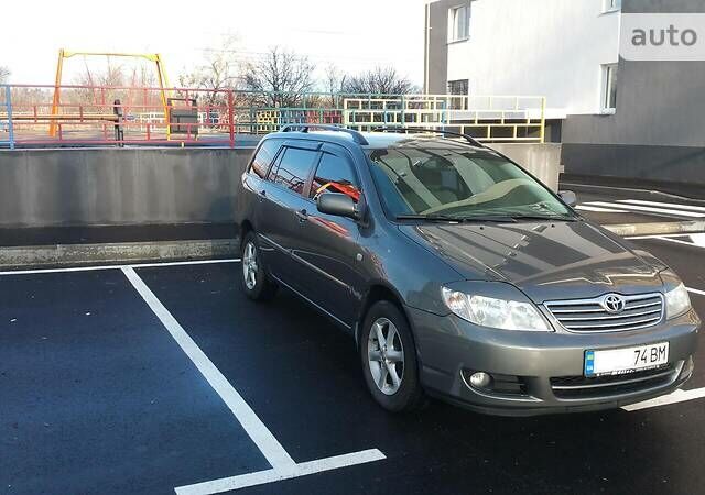Серый Тойота Королла, объемом двигателя 1.4 л и пробегом 355 тыс. км за 6000 $, фото 5 на Automoto.ua