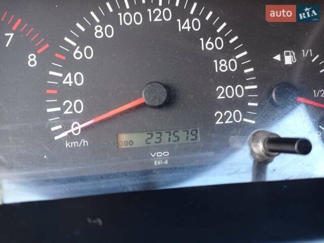 Серый Тойота Королла, объемом двигателя 1.4 л и пробегом 237 тыс. км за 3100 $, фото 8 на Automoto.ua