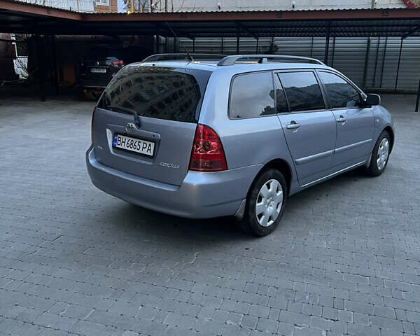 Серый Тойота Королла, объемом двигателя 2 л и пробегом 300 тыс. км за 5300 $, фото 2 на Automoto.ua