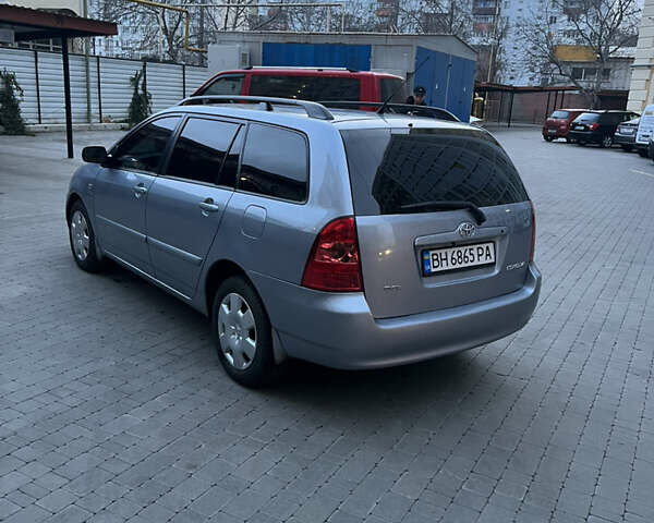 Серый Тойота Королла, объемом двигателя 2 л и пробегом 300 тыс. км за 5300 $, фото 3 на Automoto.ua