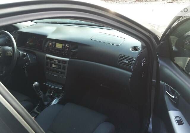 Серый Тойота Королла, объемом двигателя 1.4 л и пробегом 355 тыс. км за 6000 $, фото 20 на Automoto.ua