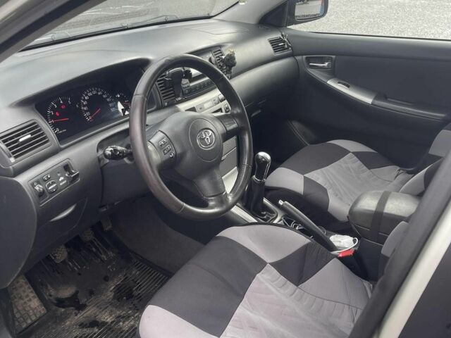 Серый Тойота Королла, объемом двигателя 2 л и пробегом 295 тыс. км за 3500 $, фото 6 на Automoto.ua