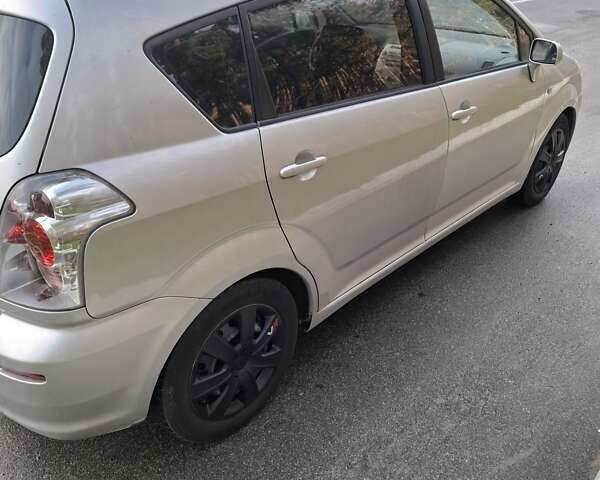 Сірий Тойота Королла, об'ємом двигуна 2.23 л та пробігом 315 тис. км за 4700 $, фото 4 на Automoto.ua