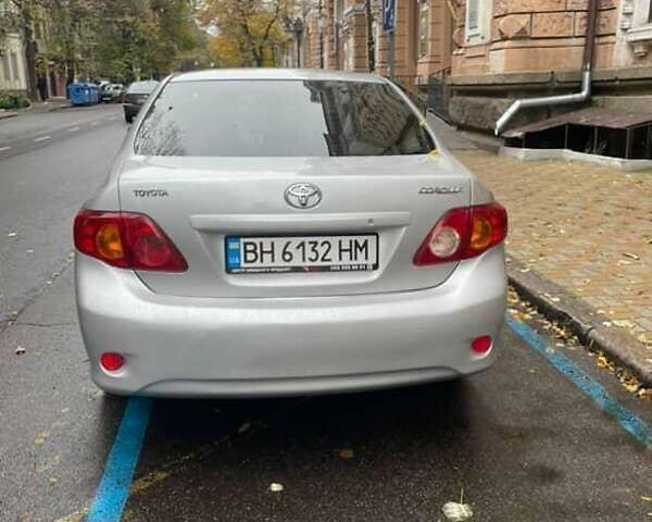 Сірий Тойота Королла, об'ємом двигуна 1.6 л та пробігом 217 тис. км за 5650 $, фото 1 на Automoto.ua