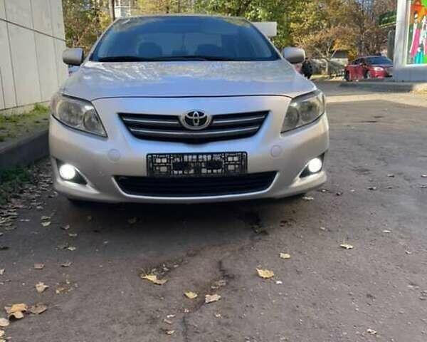 Сірий Тойота Королла, об'ємом двигуна 1.6 л та пробігом 217 тис. км за 5650 $, фото 3 на Automoto.ua