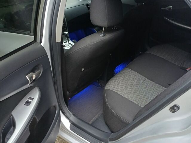 Серый Тойота Королла, объемом двигателя 1 л и пробегом 85 тыс. км за 10500 $, фото 14 на Automoto.ua