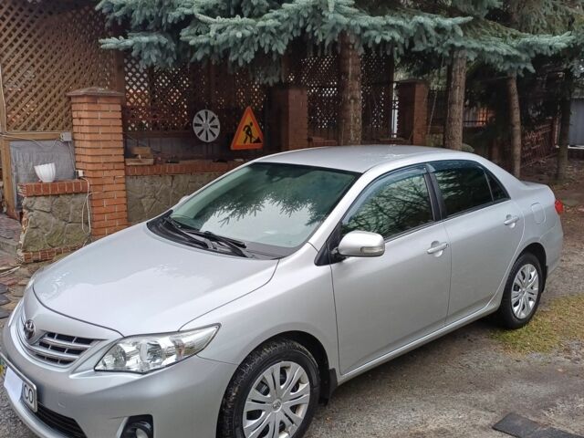 Серый Тойота Королла, объемом двигателя 1 л и пробегом 85 тыс. км за 10500 $, фото 2 на Automoto.ua