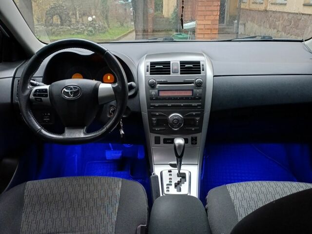 Серый Тойота Королла, объемом двигателя 1 л и пробегом 85 тыс. км за 10500 $, фото 11 на Automoto.ua