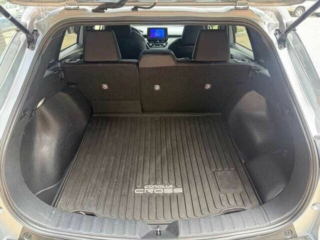 Серый Тойота Королла, объемом двигателя 2 л и пробегом 24 тыс. км за 10000 $, фото 11 на Automoto.ua