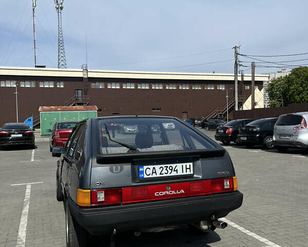 Серый Тойота Королла, объемом двигателя 1.3 л и пробегом 450 тыс. км за 1700 $, фото 5 на Automoto.ua