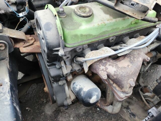 Серый Тойота Королла, объемом двигателя 1.3 л и пробегом 300 тыс. км за 238 $, фото 4 на Automoto.ua