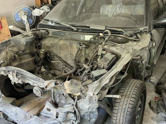 Сірий Тойота Королла, об'ємом двигуна 1.6 л та пробігом 220 тис. км за 1200 $, фото 6 на Automoto.ua