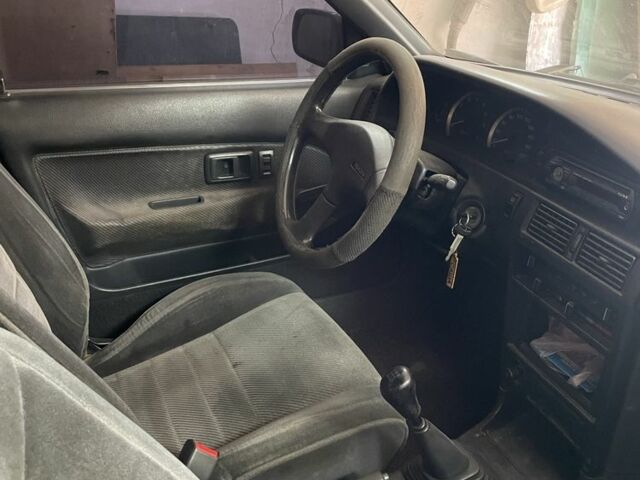 Сірий Тойота Королла, об'ємом двигуна 1.6 л та пробігом 220 тис. км за 1200 $, фото 1 на Automoto.ua