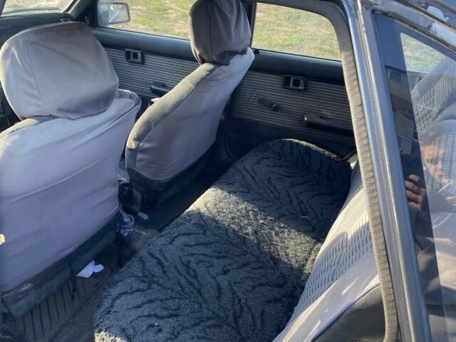 Синий Тойота Королла, объемом двигателя 1.6 л и пробегом 432 тыс. км за 850 $, фото 3 на Automoto.ua