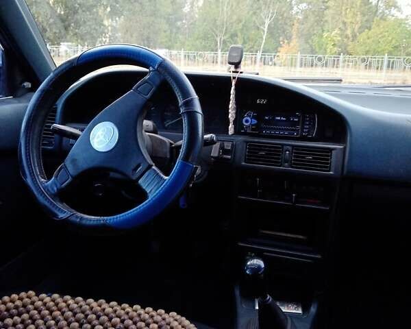 Синий Тойота Королла, объемом двигателя 1.3 л и пробегом 303 тыс. км за 2000 $, фото 10 на Automoto.ua