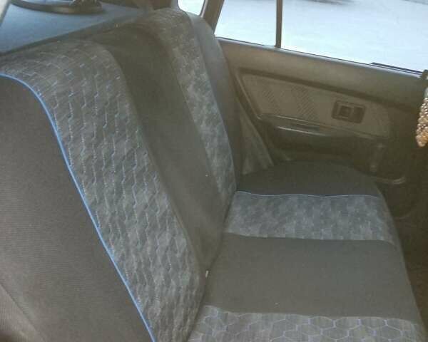 Синий Тойота Королла, объемом двигателя 1.3 л и пробегом 303 тыс. км за 2000 $, фото 8 на Automoto.ua