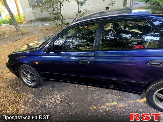 Синий Тойота Королла, объемом двигателя 1.6 л и пробегом 495 тыс. км за 3000 $, фото 5 на Automoto.ua