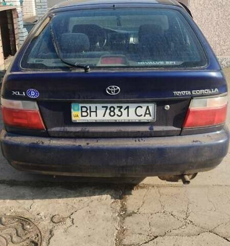 Синий Тойота Королла, объемом двигателя 1.3 л и пробегом 237 тыс. км за 1050 $, фото 3 на Automoto.ua