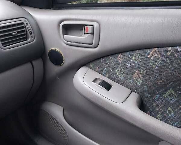 Синий Тойота Королла, объемом двигателя 1.3 л и пробегом 269 тыс. км за 2900 $, фото 12 на Automoto.ua