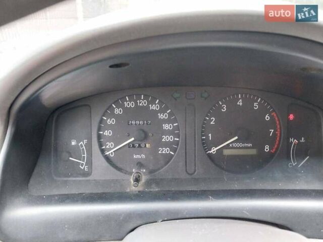 Синий Тойота Королла, объемом двигателя 1.3 л и пробегом 269 тыс. км за 2900 $, фото 8 на Automoto.ua