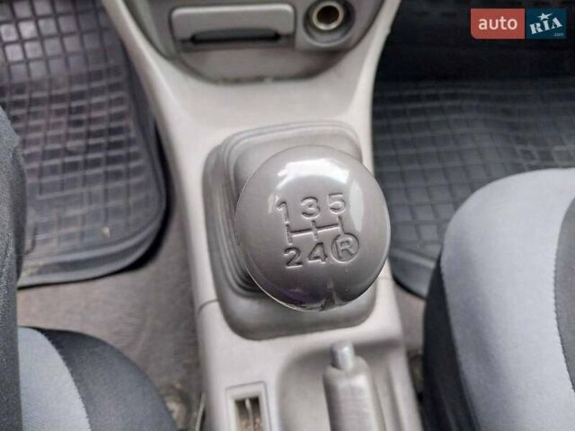 Синий Тойота Королла, объемом двигателя 1.3 л и пробегом 269 тыс. км за 2900 $, фото 10 на Automoto.ua