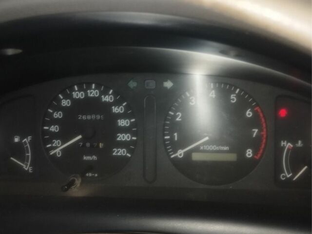 Синий Тойота Королла, объемом двигателя 0 л и пробегом 268 тыс. км за 3100 $, фото 6 на Automoto.ua