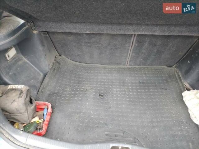 Синий Тойота Королла, объемом двигателя 1.33 л и пробегом 280 тыс. км за 2700 $, фото 11 на Automoto.ua