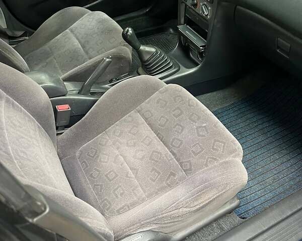 Синій Тойота Королла, об'ємом двигуна 1.4 л та пробігом 395 тис. км за 3100 $, фото 13 на Automoto.ua