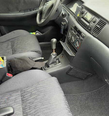 Синий Тойота Королла, объемом двигателя 1.6 л и пробегом 308 тыс. км за 3600 $, фото 6 на Automoto.ua