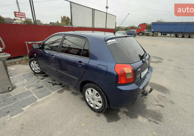 Синий Тойота Королла, объемом двигателя 1.6 л и пробегом 308 тыс. км за 3600 $, фото 3 на Automoto.ua