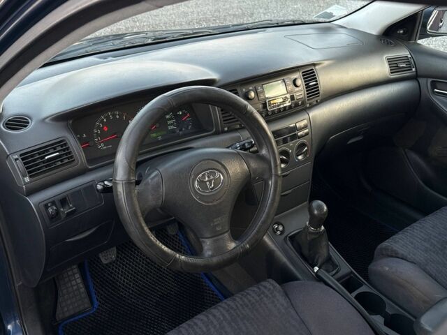 Синій Тойота Королла, об'ємом двигуна 1.4 л та пробігом 356 тис. км за 3500 $, фото 5 на Automoto.ua