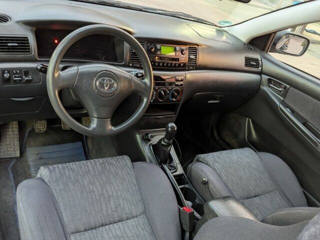 Синий Тойота Королла, объемом двигателя 1.4 л и пробегом 375 тыс. км за 1782 $, фото 5 на Automoto.ua