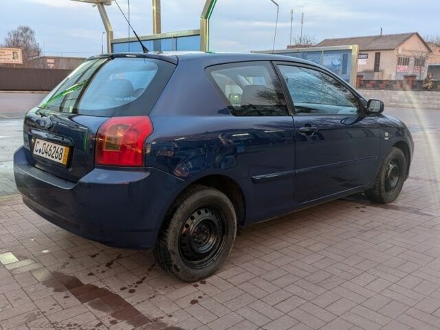 Синий Тойота Королла, объемом двигателя 1.4 л и пробегом 375 тыс. км за 1782 $, фото 4 на Automoto.ua