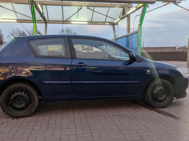 Синий Тойота Королла, объемом двигателя 1.4 л и пробегом 375 тыс. км за 1782 $, фото 3 на Automoto.ua