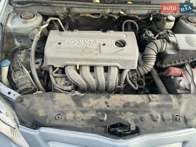 Синий Тойота Королла, объемом двигателя 1.6 л и пробегом 230 тыс. км за 5700 $, фото 3 на Automoto.ua