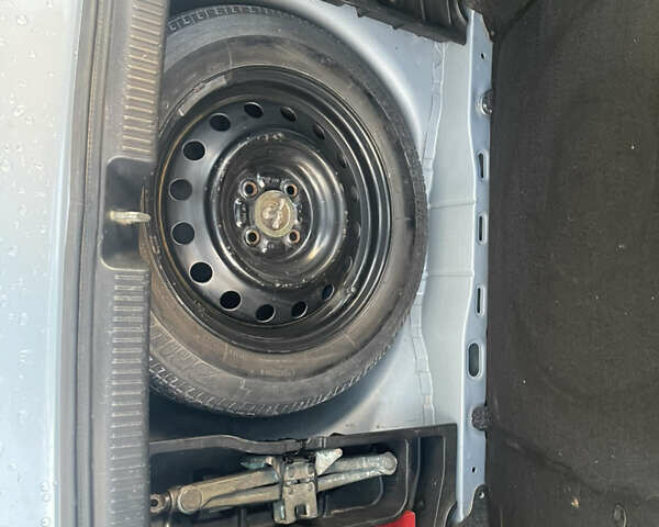 Синий Тойота Королла, объемом двигателя 1.6 л и пробегом 230 тыс. км за 5700 $, фото 10 на Automoto.ua